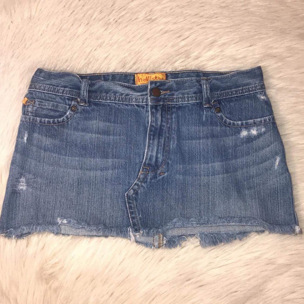 Hollister denim skirt 🌴